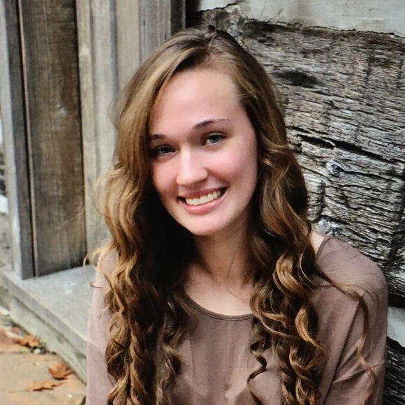 Meet your Posher's - Picture 6 of 8